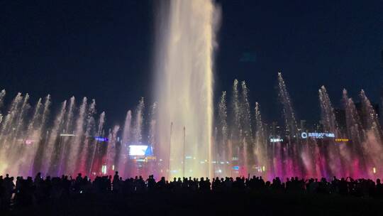 宁波北仑区市政府广场喷泉表演