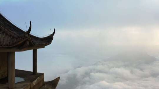 巫山云海，长江三峡，游轮，穿云