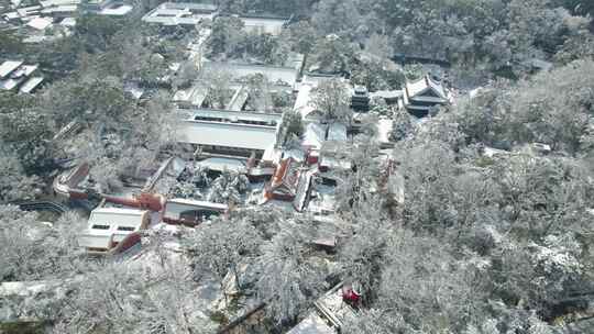 湖南省长沙市岳麓山岳麓书院雪景4k航拍