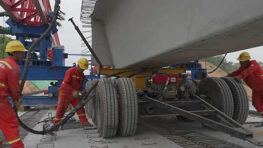 高速公路桥梁预制梁架设施工