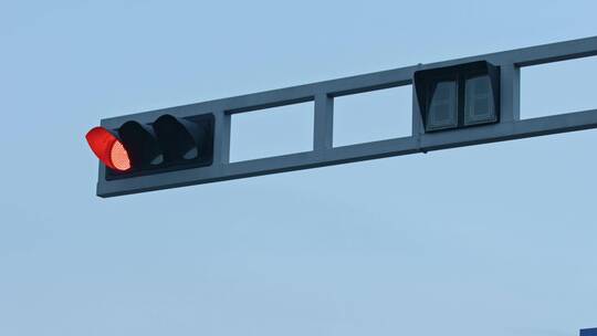 城市交通红绿灯交通岗设施路口视频素材模板下载