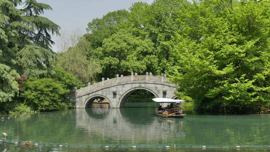 杭州西湖浴鹄湾游船，风景