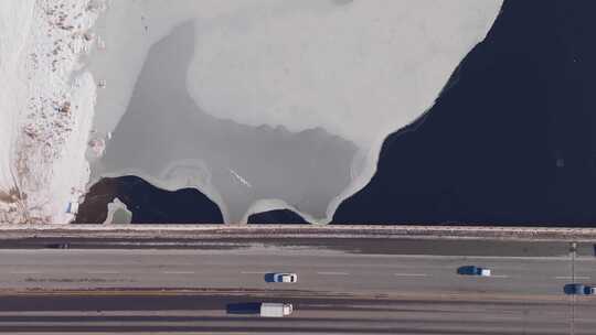 无人机航拍 俯拍 鸟瞰 汽车行驶在跨海大桥