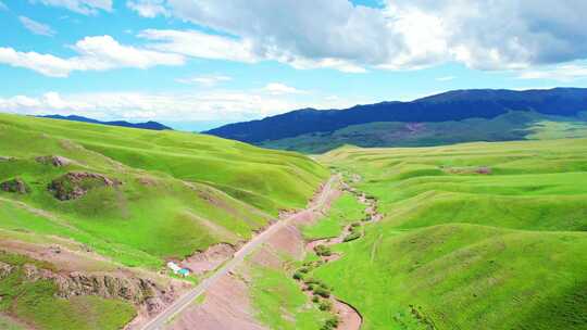 新疆伊犁昭苏伊昭公路风景航拍