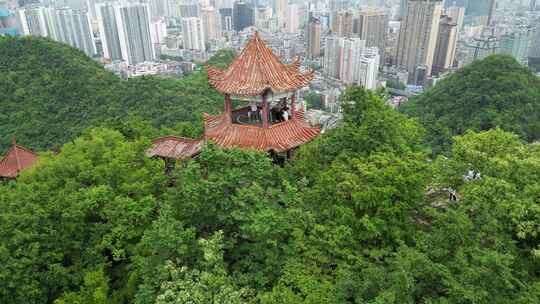 贵阳黔灵山航拍风光