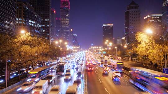 北京国贸商业中心道路夜景