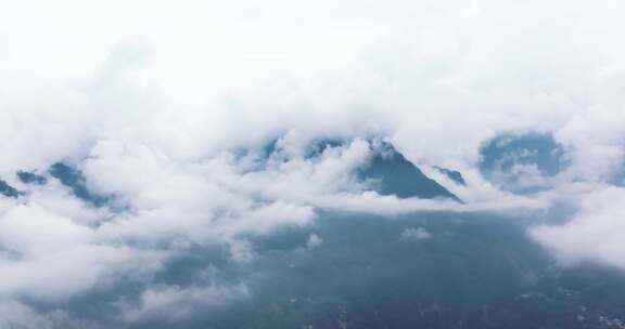 云南贵州拍自然风光大山山上高山云流