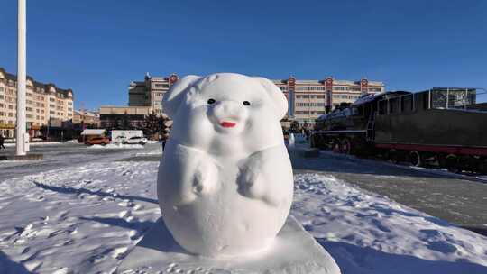 十二生肖雪雕《亥猪》