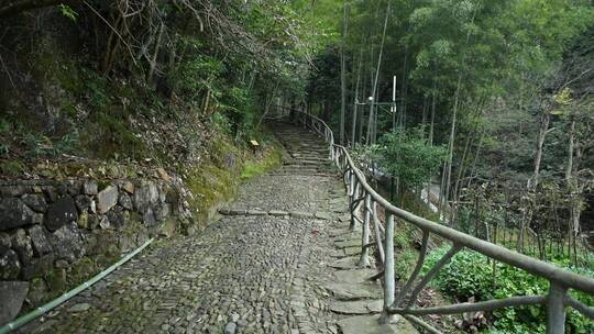 天台山石梁飞瀑瀑布水流