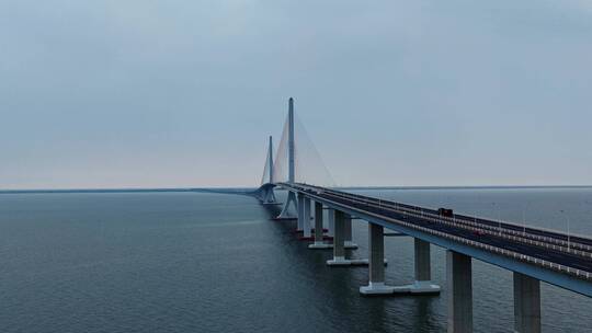 【可商用】上海长江大桥航拍崇明长兴岛三角
