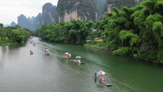 航拍桂林阳朔遇龙河竹筏漂流