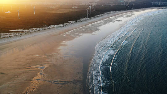 海边夕阳海岸线俯拍海浪唯美大海日落视频素材模板下载