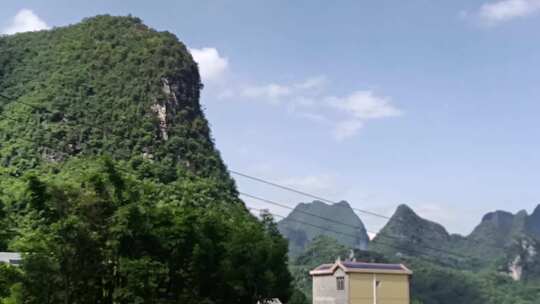 连体群山