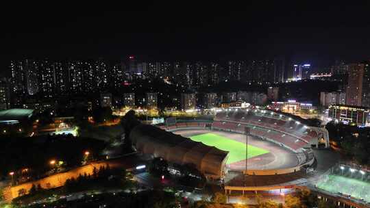 四川自贡南湖体育中心夜景