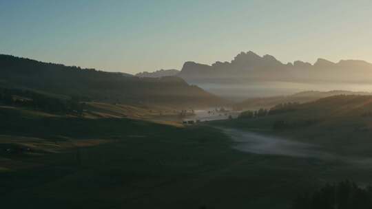 Drone， Alpe Di Siusi