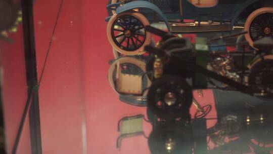 蒸汽汽车模型玩具老爷车老汽车视频素材模板下载