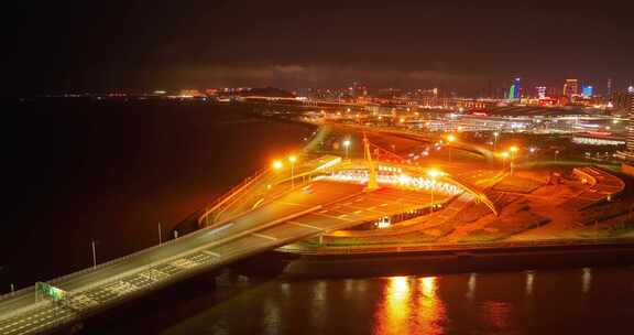 航拍港珠澳大桥延时夜景公路口岸车流延时