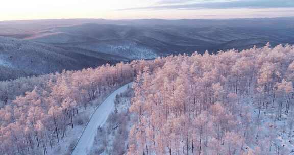 航拍大兴安岭冰雪雾凇、雪凇