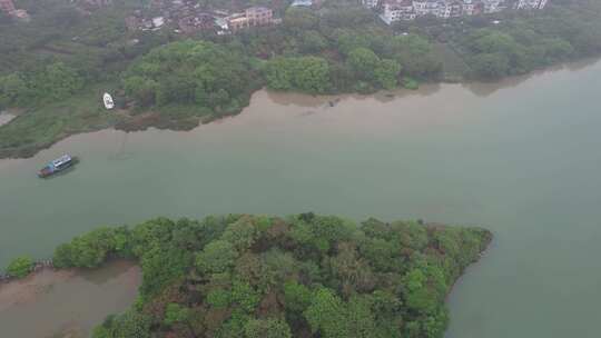 阴雨绵绵的广东东江流域航拍