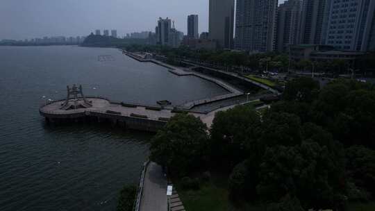 镇江春江潮公园长江路沿线航拍视频素材模板下载