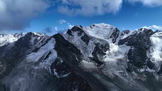 雪山山脉