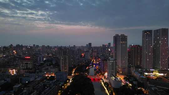 四川成都晚霞夜幕降临蓝调时刻夜景航拍