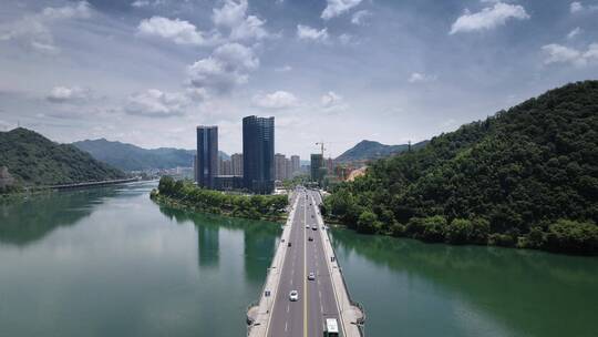 杭州建德新安江高速公路和现代城市风光航拍