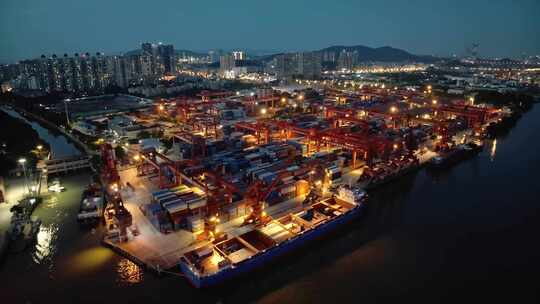 货运码头港口高清夜景航拍视频素材模板下载