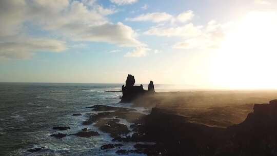 冰岛海蚀柱群日落美景 海鸥 悬崖