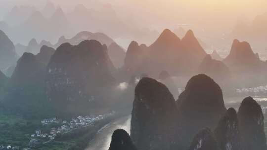 桂林山水喀斯特峰林