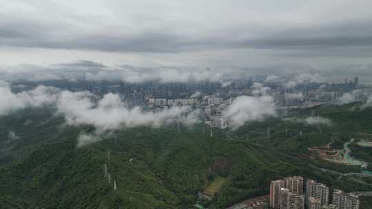 深圳平流雾云海