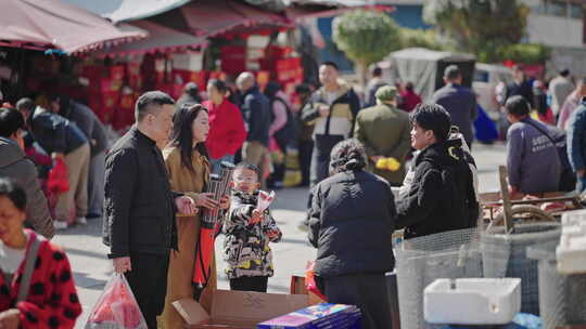 赶集买菜数钱农村小镇县城摆摊购物买年货