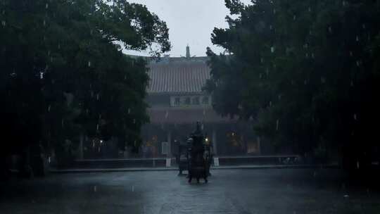 泉州开元寺桑莲法界雨景下雨天