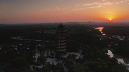 江苏省扬州瘦西湖大明寺晨曦航拍