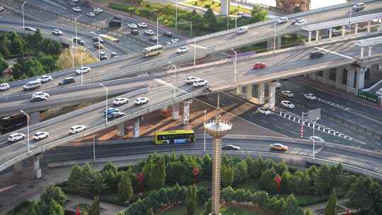 中国哈尔滨城市道路汽车交通景观视频素材模板下载