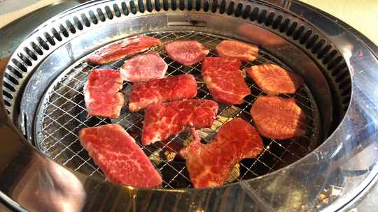 韩式碳火烤肉烤牛排视频素材模板下载