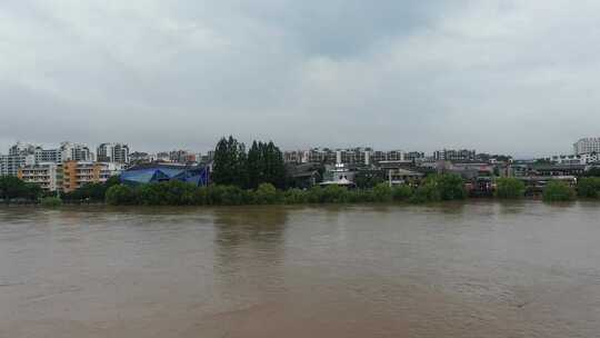 2024年6月下旬黄山市暴雨后洪水来袭