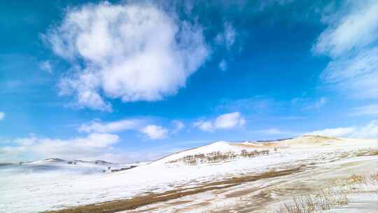 冬季内蒙古乌兰布统蓝天白云雪景