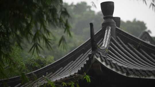 唯美屋檐下雨意境