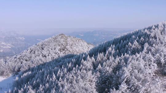 4k航拍恩施雪山雾凇风光