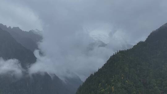 雨崩村梅里雪山