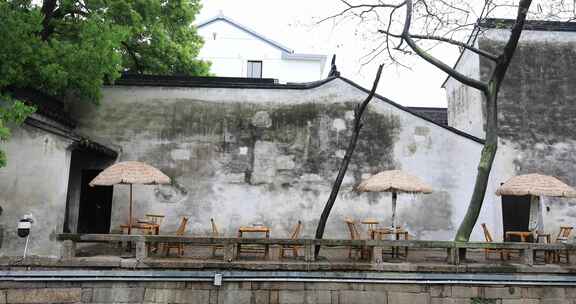 清晨春雨谷雨江南水乡古街 苏州平江路