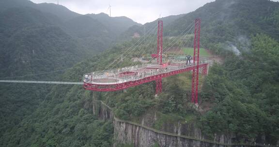 磐安灵江源高空玻璃栈道