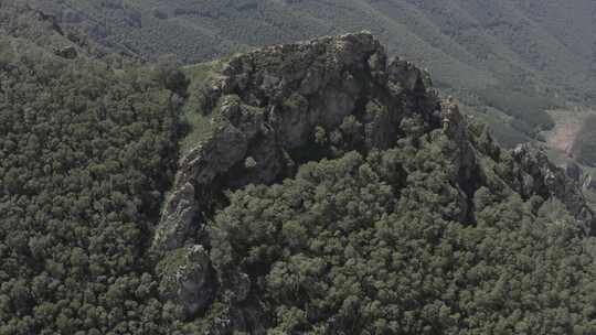 航拍内蒙古呼和浩特大青山井尔梁高山奇石