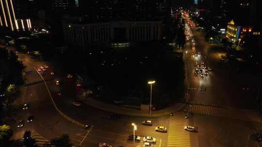 武汉武昌螃蟹岬主干道路口夜景航拍