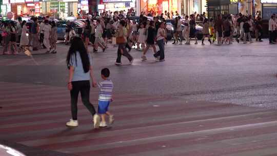 4K城市人流人潮实拍视频