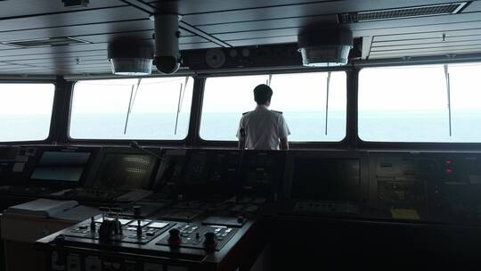 西沙群岛南海游轮船长地拍