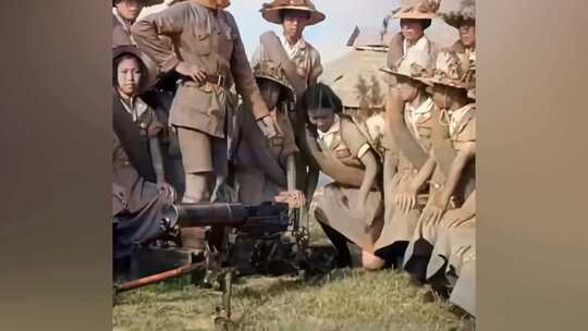 1939年妇女儿童参加保卫军