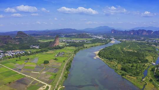 龙虎山金枪峰