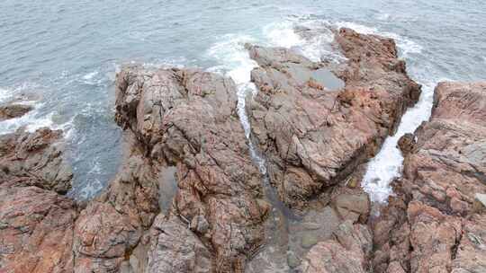 深圳海岸线-大梅沙礁石风起浪涌